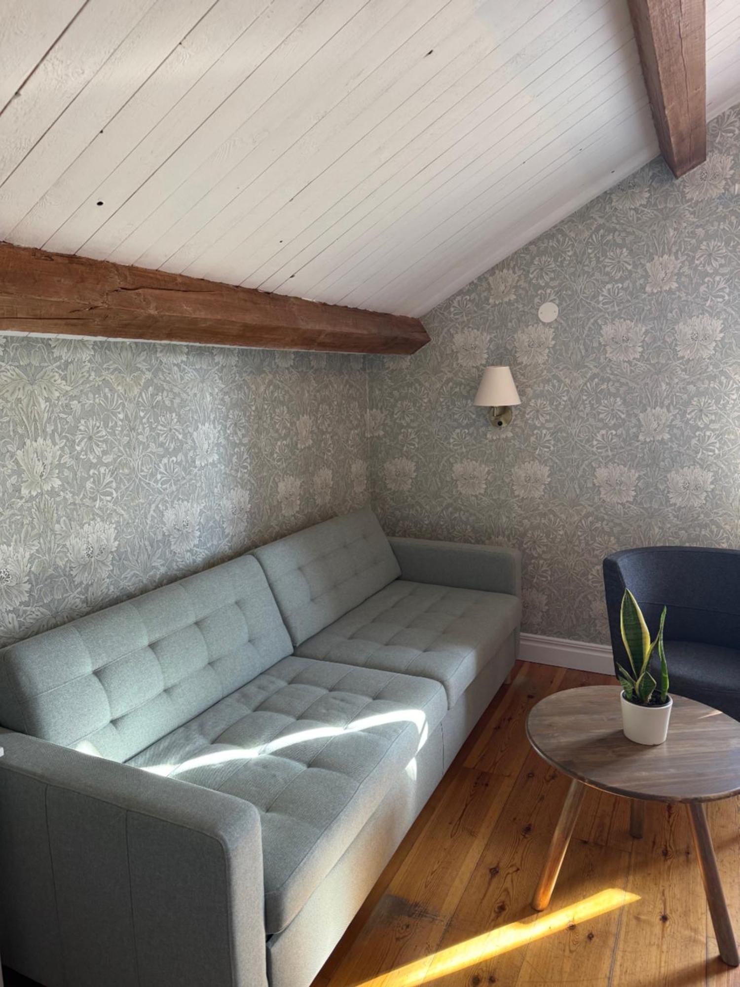 Herrgard Bed & Breakfast